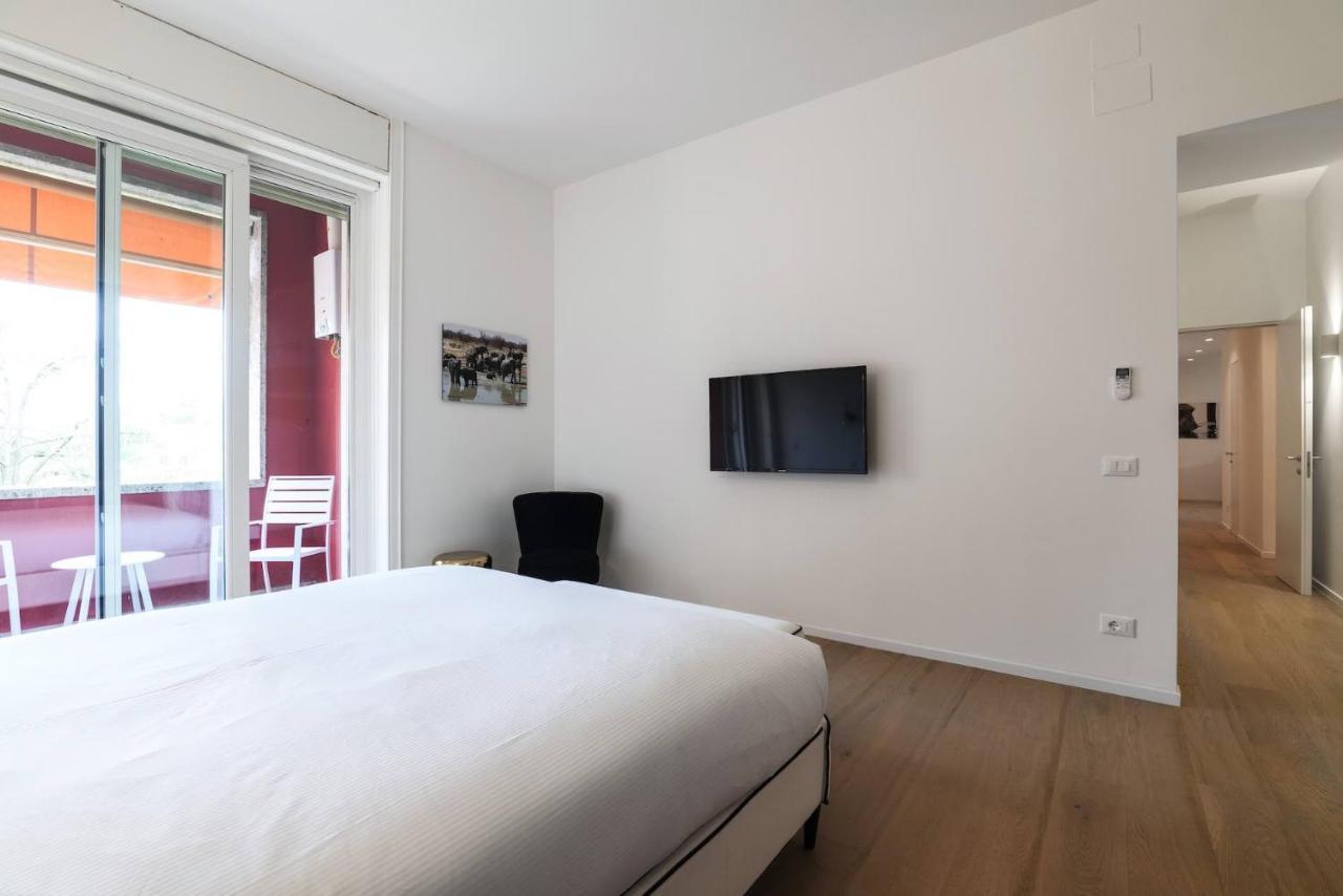 Contempora Apartments - Turati 3 - 2 Bedrooms Apartment Милан Экстерьер фото